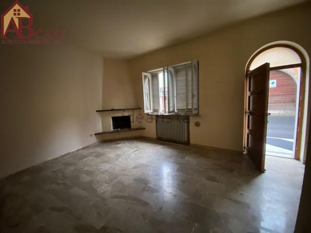 Villetta bifamiliare in vendita di 117 m² in Via Mazzini, 8