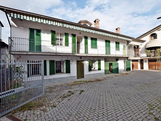 Villetta bifamiliare in vendita di 114 m² in Via Umberto I, 3