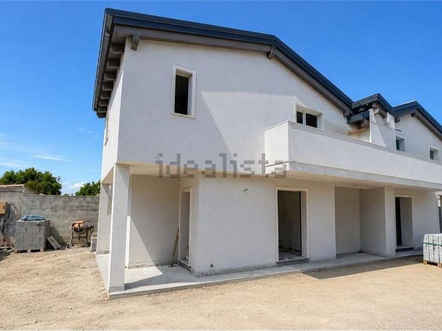 Villetta bifamiliare in vendita di 114 m² in Via Is Corrias