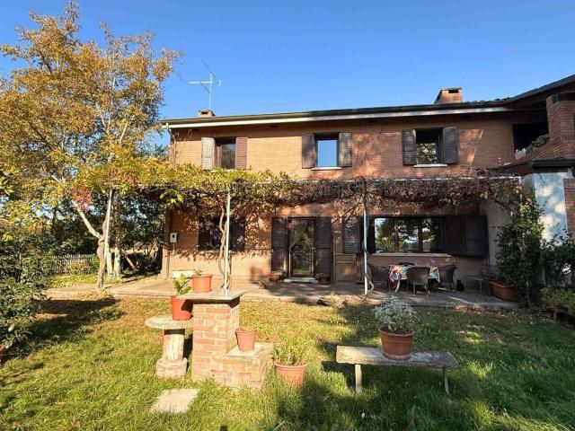 Villetta bifamiliare in vendita di 114 m² in Via San Elisabetta, 5