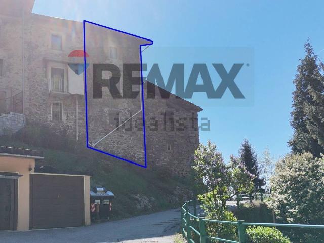 Villetta bifamiliare in vendita di 115 m² in Frazione Gruppo, 6