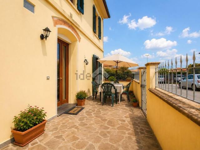 Villetta bifamiliare in vendita di 115 m² in Via Cerbaia