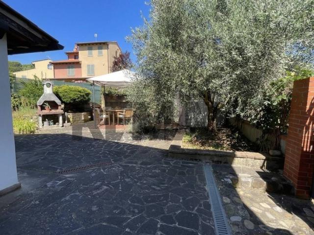 Villetta bifamiliare in vendita di 115 m²