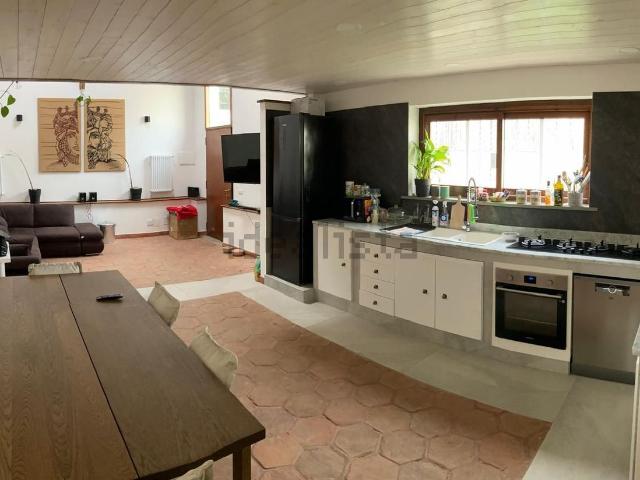 Villetta bifamiliare in vendita di 116 m² in Vicolo degli Etruschi, 28