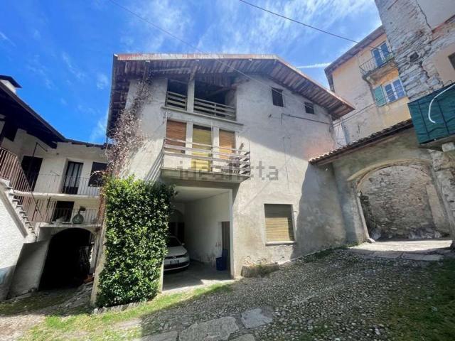 Villetta bifamiliare in vendita di 116 m² in Via Biasini, 13