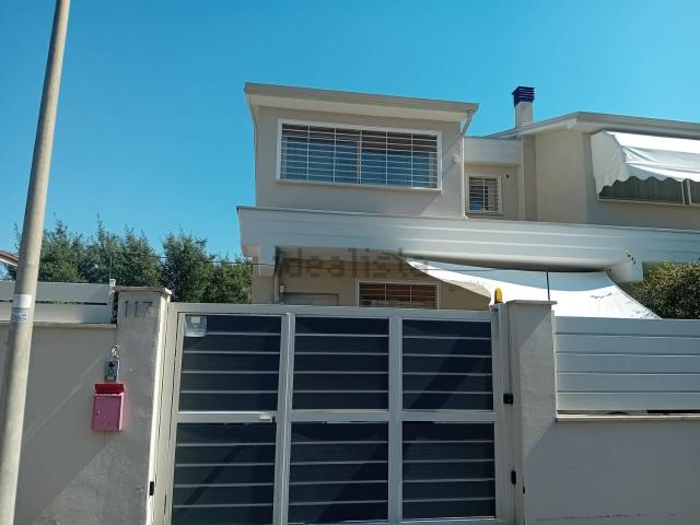 Villetta bifamiliare in vendita di 118 m² in Via Predoi, 120