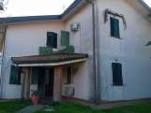 Villetta bifamiliare in vendita di 123 m² in Via Veneto