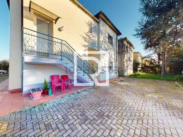 Villetta bifamiliare in vendita di 123 m² in Via Rio Cozzi, 31