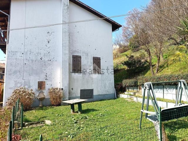 Villetta bifamiliare in vendita di 120 m² in Frazione Mino, 31