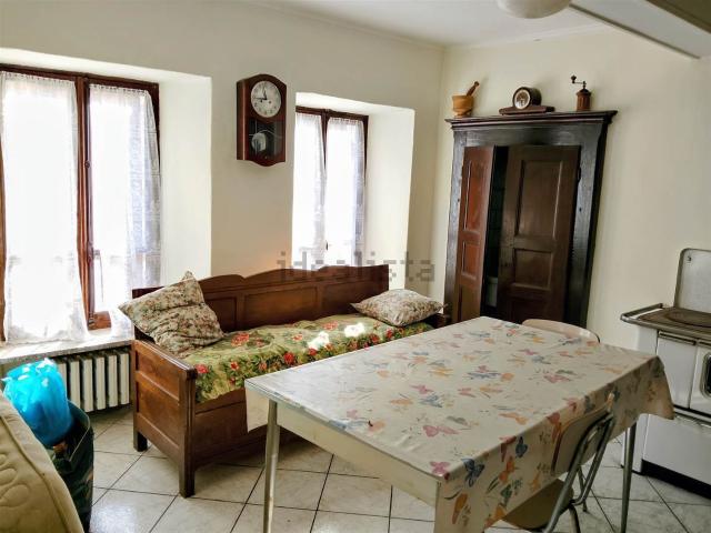 Villetta bifamiliare in vendita di 120 m² in Piazza Italia, 9