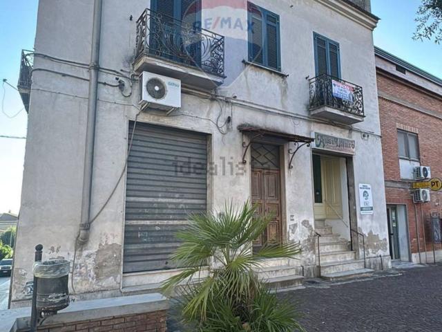 Villetta bifamiliare in vendita di 120 m² in Piazza Roma