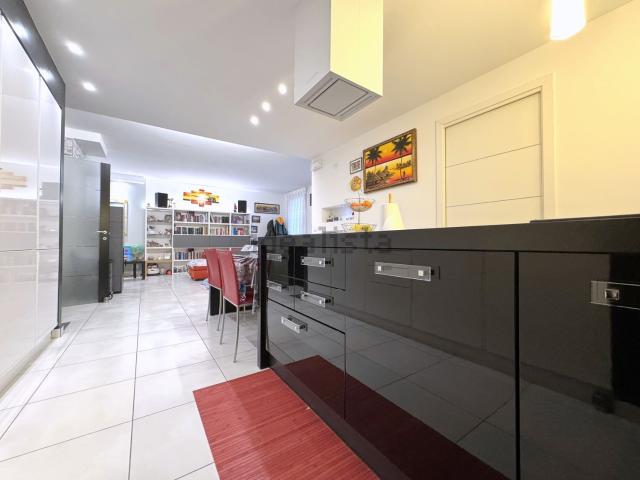 Villetta bifamiliare in vendita di 120 m² in Strada Provinciale 45