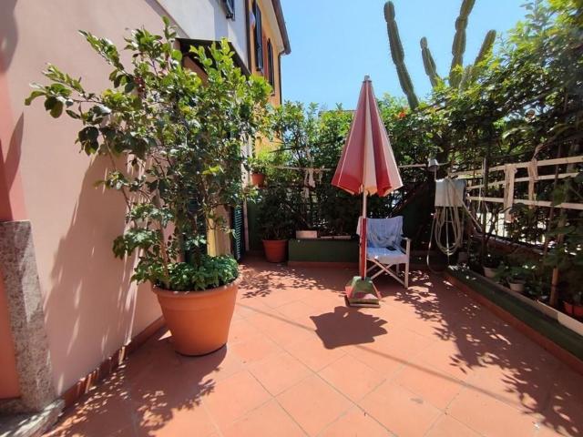 Villetta bifamiliare in vendita di 120 m² in Strada Statale 1, 61