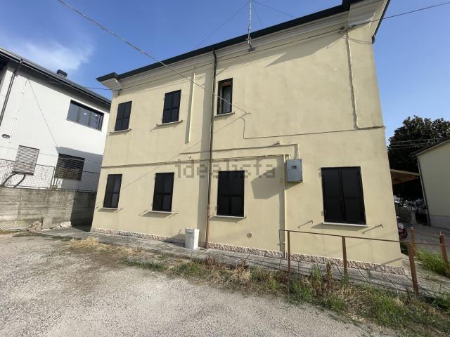 Villetta bifamiliare in vendita di 120 m² in Via X Martiri, 188