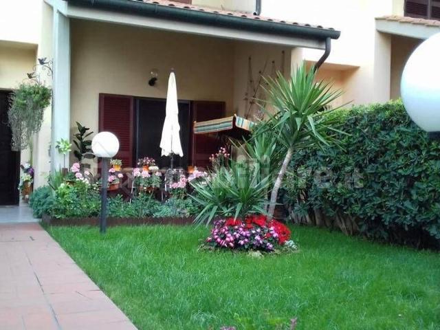Villetta bifamiliare in vendita di 120 m² in Via Bartolo Longo, 16
