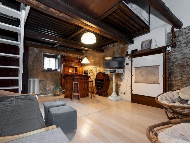 Villetta bifamiliare in vendita di 120 m² in Via Comba Carle, 17