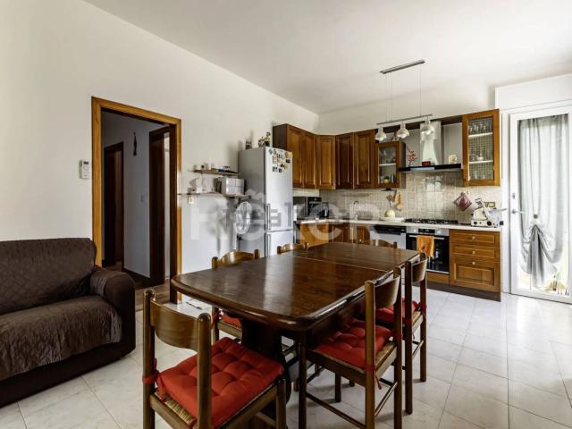 Villetta bifamiliare in vendita di 120 m² in Via Contea, 47