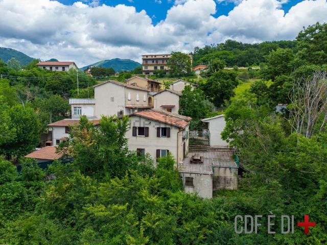 Villetta bifamiliare in vendita di 120 m² in Via colli
