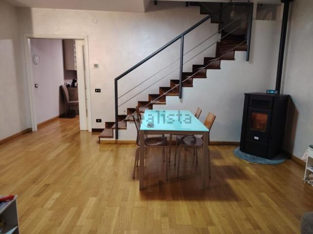 Villetta bifamiliare in vendita di 120 m² in Via dei Kennedy