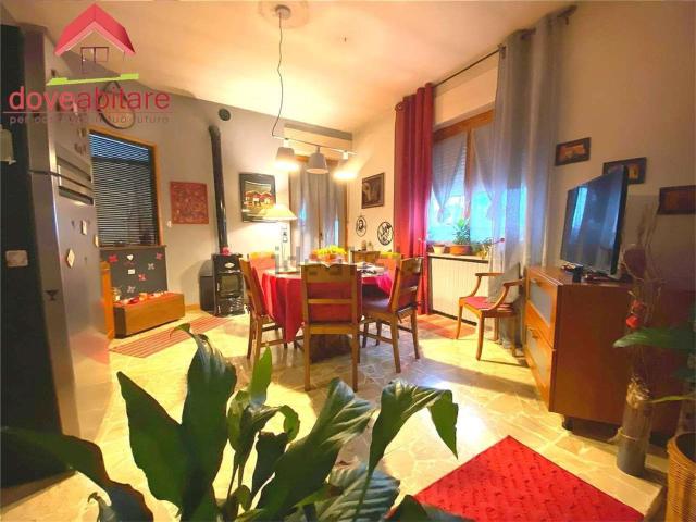 Villetta bifamiliare in vendita di 120 m² in Via della Madonnina
