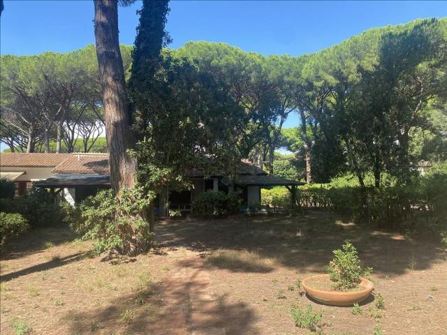 Villetta bifamiliare in vendita di 120 m² in Via delle Fontanelle
