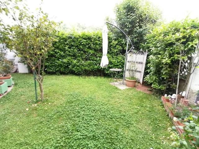 Villetta bifamiliare in vendita di 120 m² in Via Isola