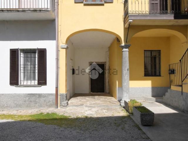 Villetta bifamiliare in vendita di 120 m² in Via Luigi Cadorna, 4