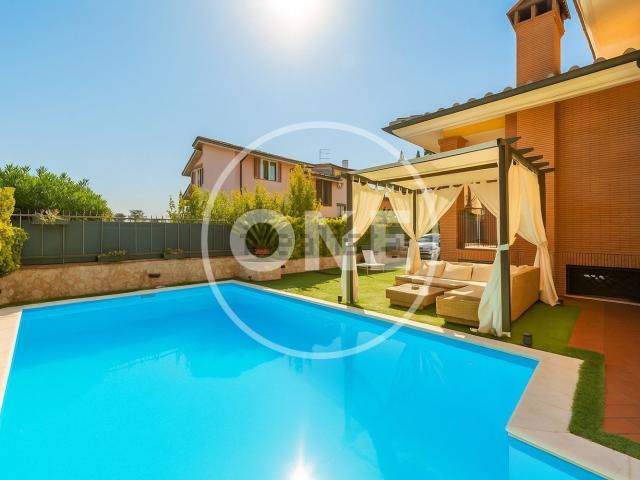 Villetta bifamiliare in vendita di 120 m² in Via Rocca Vivara, 22