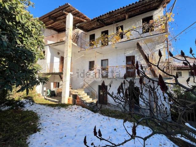 Villetta bifamiliare in vendita di 120 m² in Via San Rocco, 4