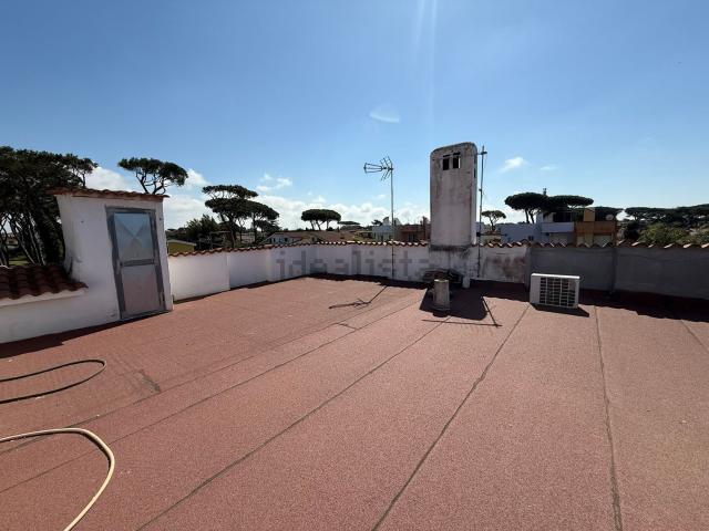 Villetta bifamiliare in vendita di 120 m² in Viale Corona Boreale, 85