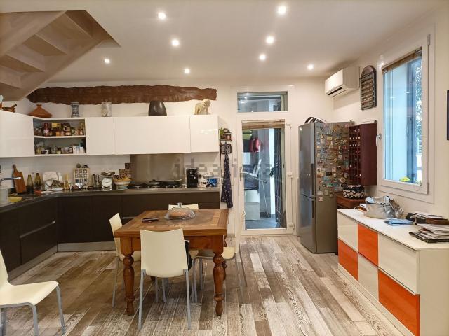 Villetta bifamiliare in vendita di 120 m²