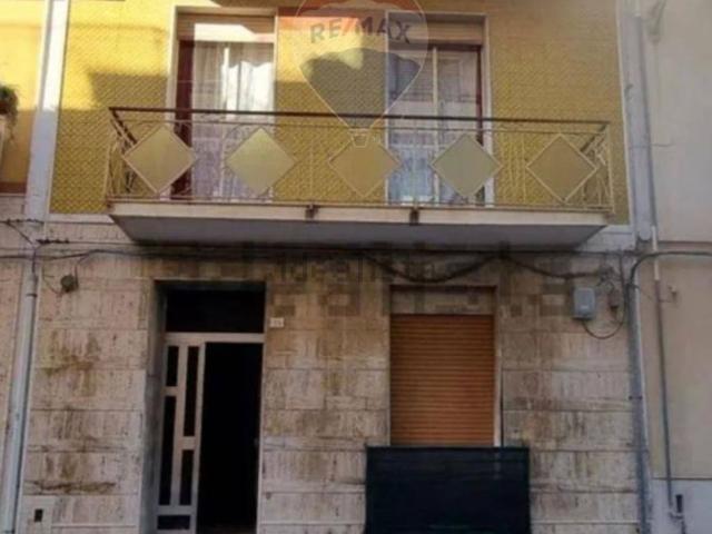Villetta bifamiliare in vendita di 121 m² in Via Dante, 33