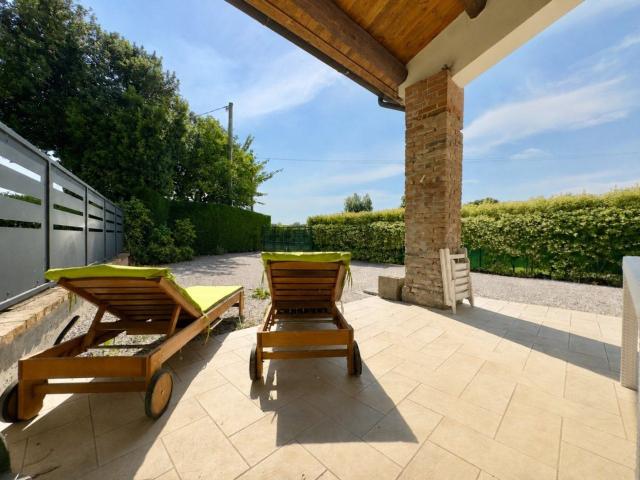 Villetta bifamiliare in vendita di 121 m² in Via Monte Venda