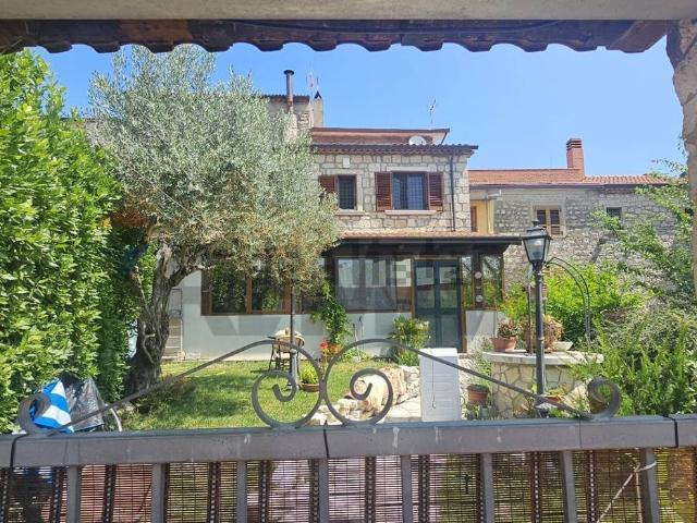 Villetta bifamiliare in vendita di 121 m²