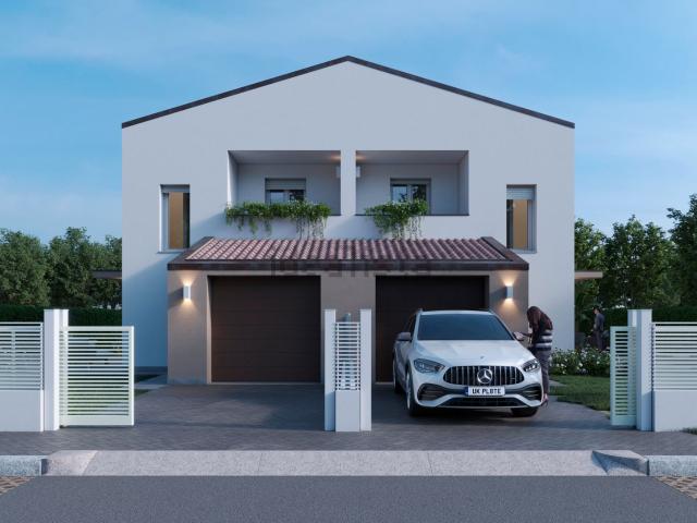 Villetta bifamiliare in vendita di 122 m² in Via G. Marconi
