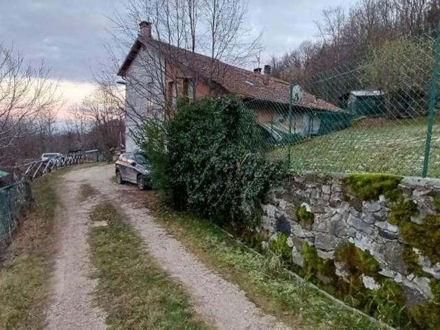 Villetta bifamiliare in vendita di 127 m² in Contrada Bernardi