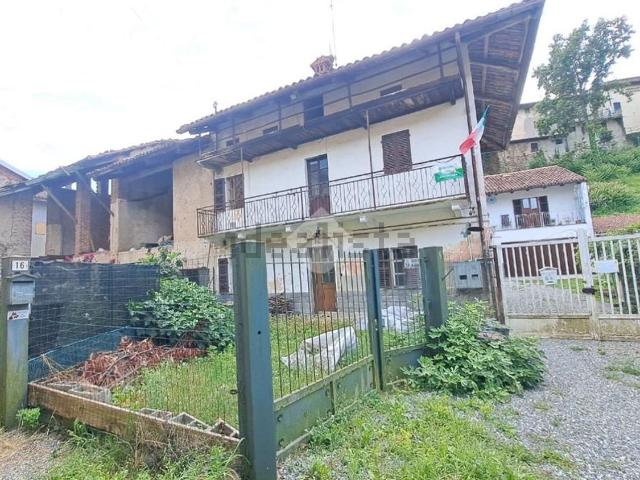 Villetta bifamiliare in vendita di 124 m² in Via Roma, 6