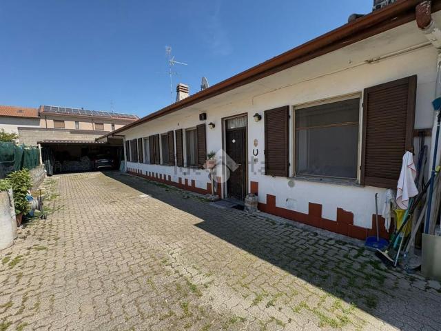 Villetta bifamiliare in vendita di 124 m² in Via Severino Boezio, 21