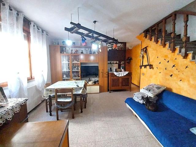 Villetta bifamiliare in vendita di 125 m² in Via dei Cappuccini, 14