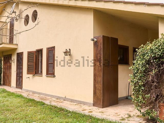 Villetta bifamiliare in vendita di 125 m² in Via di Piazza Vascella, 3
