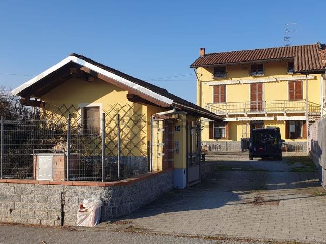 Villetta bifamiliare in vendita di 125 m² in Via G. Mazzini, 49
