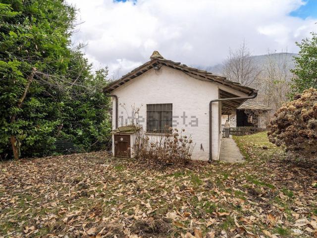Villetta bifamiliare in vendita di 125 m² in Via Giala, 11