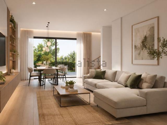 Villetta bifamiliare in vendita di 125 m² in Via Granatieri di Sardegna