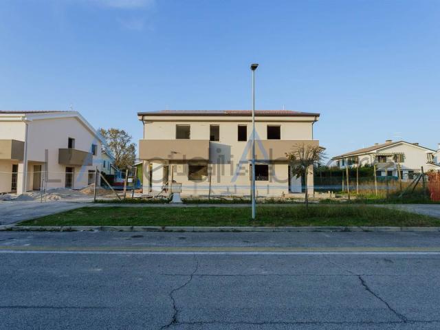 Villetta bifamiliare in vendita di 125 m²
