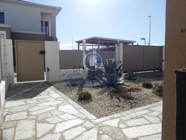 Villetta bifamiliare in vendita di 128 m² in Via Rita Montagnana, 56