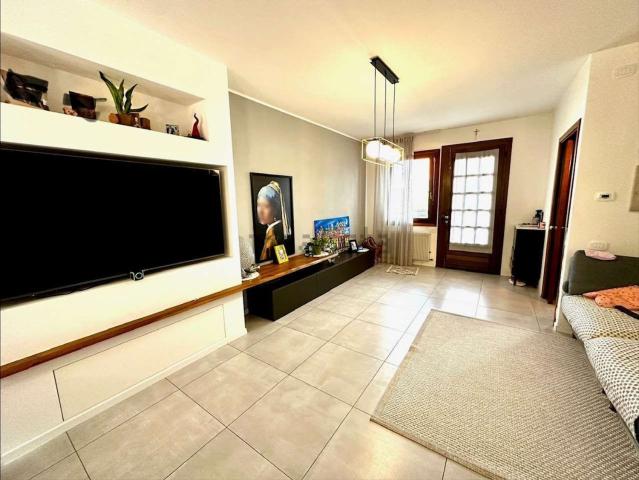 Villetta bifamiliare in vendita di 128 m²