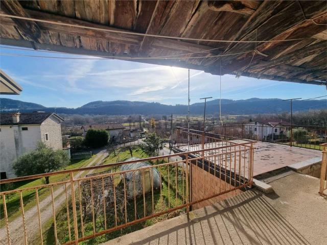 Villetta bifamiliare in vendita di 129 m² in Via Caiada, 29