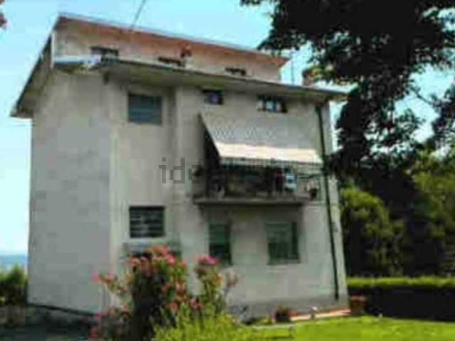 Villetta bifamiliare in vendita di 129 m² in Via Castellengo, 11