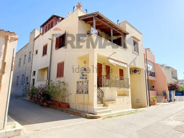 Villetta bifamiliare in vendita di 129 m² in Via degli Orti, 10