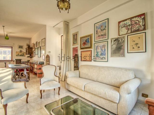 Villetta bifamiliare in vendita di 129 m² in Via Sant&apos Agata di Militello, 29
